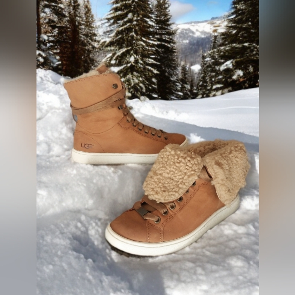 UGG Women's Brown Shearling Winter Boots